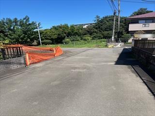 東側道路