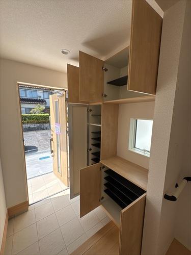 シューズボックス