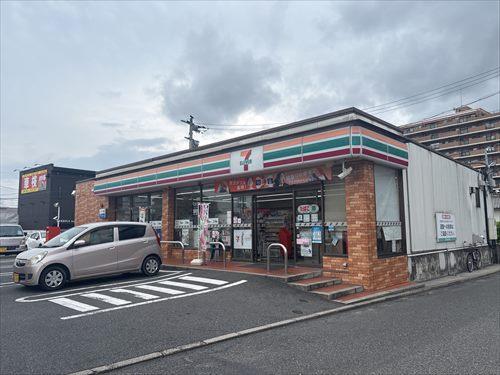 セブンイレブン広島五日市千同店330ｍ
