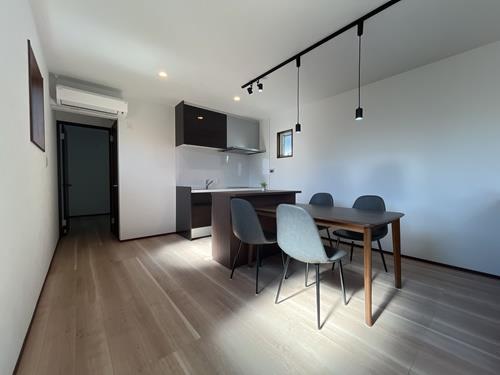 2階：LDK（21帖）