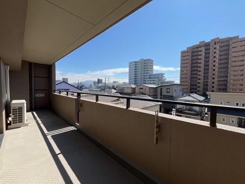 南側バルコニー