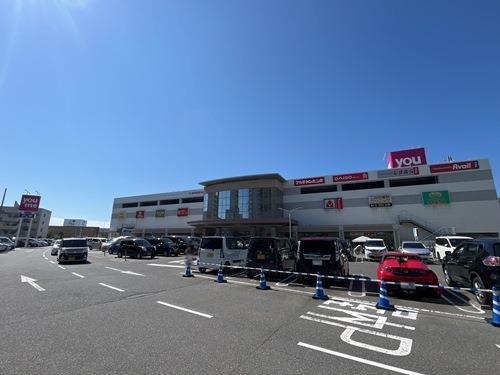 ゆめタウンみゆき：710m／徒歩9分