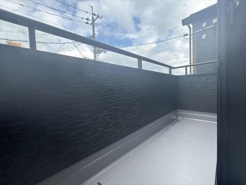 2階　バルコニー