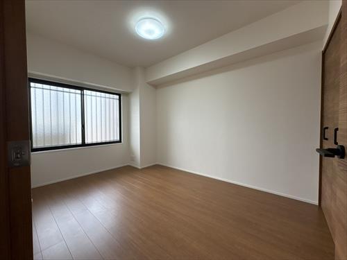 洋室6.0帖（玄関側）