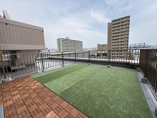 ルーフバルコニー