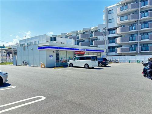 ローソン広島戸坂中町店まで700ｍ