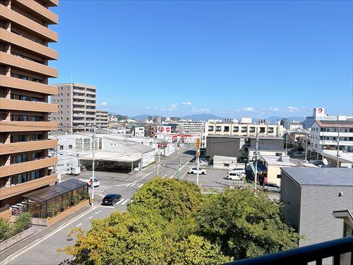 東側バルコニーからの眺望