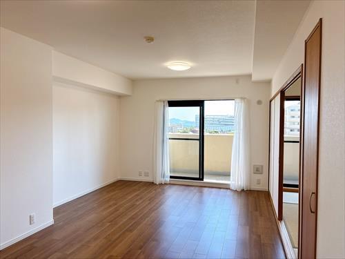 リビングダイニング