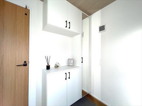 シューズボックス