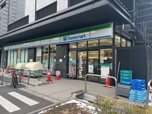 ファミリーマート江東有明店