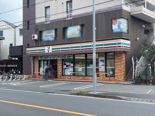 セブンイレブン横浜樽町店まで570m