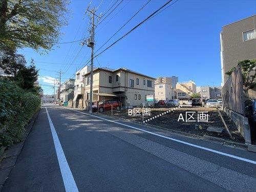 前面道路を含む現地（右手）