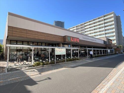 ライフ蕨駅前店 430ｍ