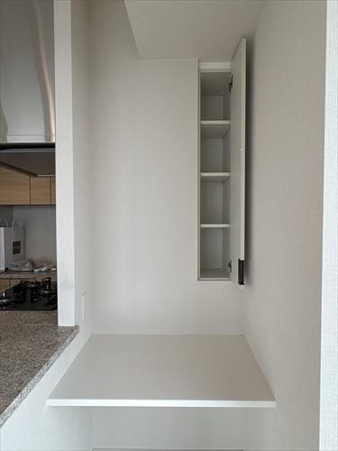 キッチン横のカウンター