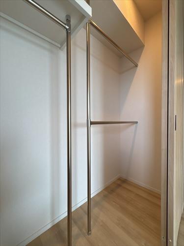 洋室（約9帖）の収納スペース