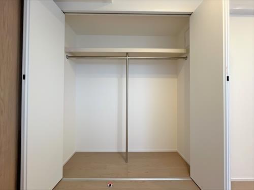クローゼット（洋室約５帖）