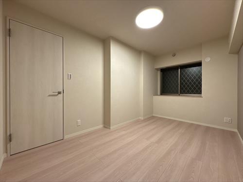 洋室（約5.9帖）