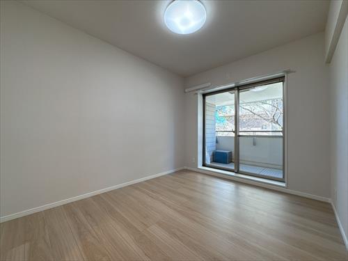 洋室（約5.2帖）