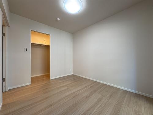 洋室（約5.2帖）