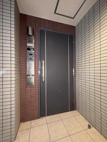 玄関ドア