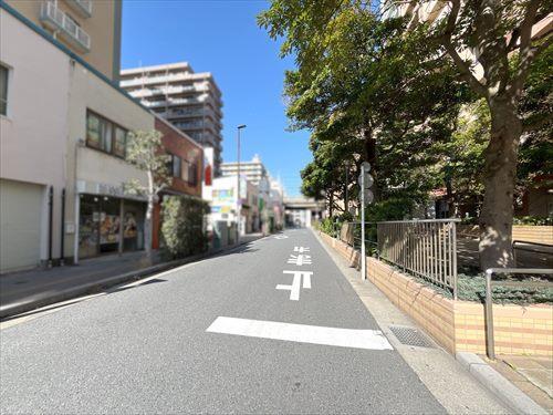 北西側前面道路①