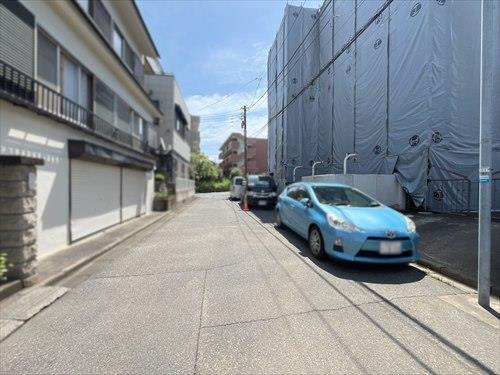 前面道路(2026年4月撮影)