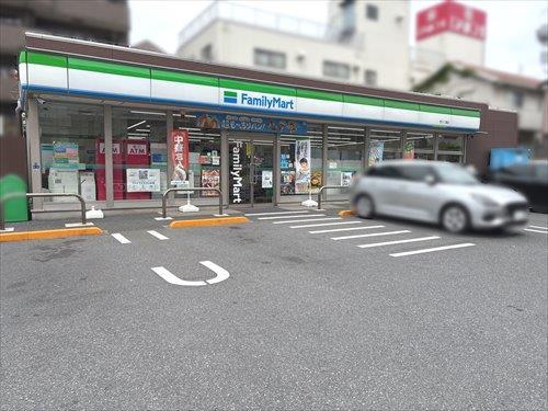 ファミリーマート市川二俣店　120ｍ