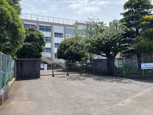 市川市立柏井小学校　340m