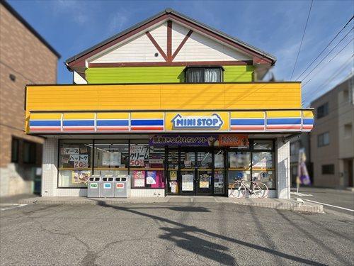ミニストップ下矢切栄町店1370m