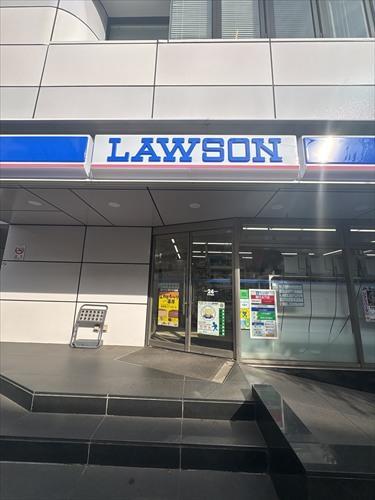 ローソン 柿の木坂店（90ｍ）