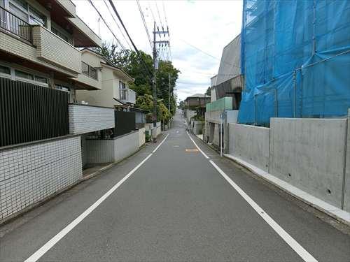 北側前面道路（2026年5月撮影）