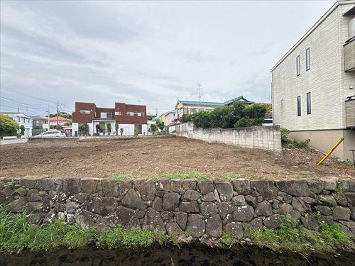 現地※写真奥側が1号地 現地※写真奥側が1号地