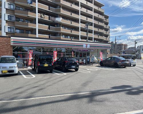 セブンイレブン前原北新地店　420ｍ