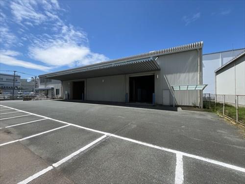 建物外観（倉庫部分）