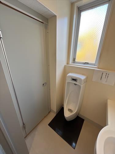 １階　男性用トイレ
