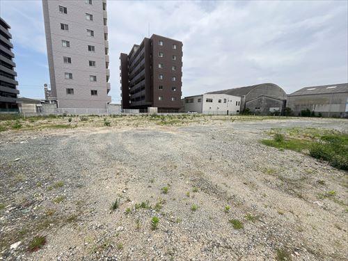 敷地内（別角度撮影）