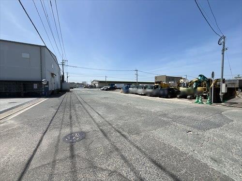 南東側通路（別角度撮影2）