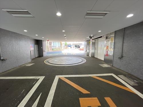 駐車場ターンテーブル