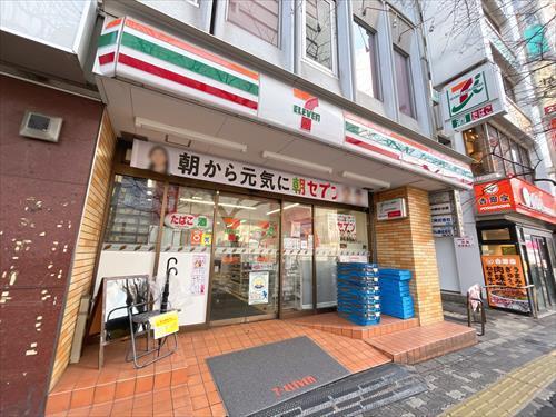 セブンイレブン中野駅北口店(150m)