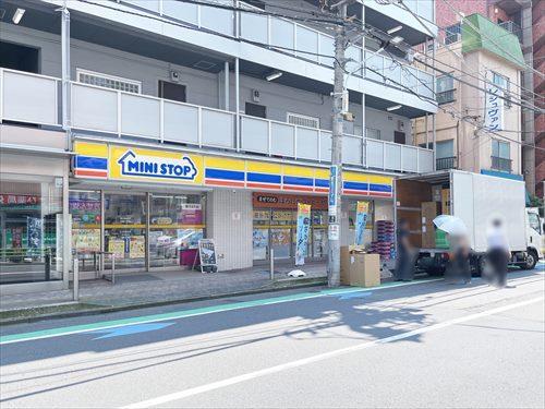 ミニストップ高輪3丁目店まで220ｍ