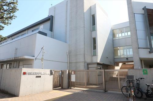 杉並区立高井戸第二小学校まで530ｍ