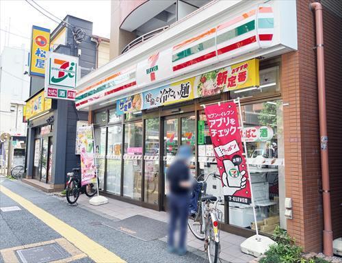 セブンイレブン杉並高井戸駅前店760ｍ