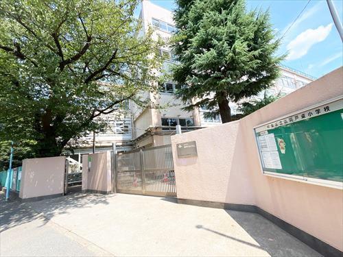 杉並区立高井戸東小学校まで360ｍ