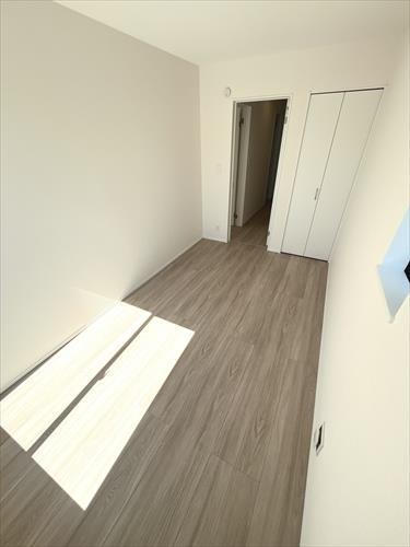 洋室（約5.3帖）