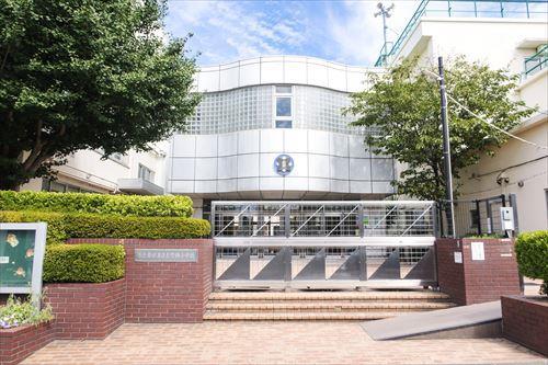 杉並区立沓掛小学校まで400m