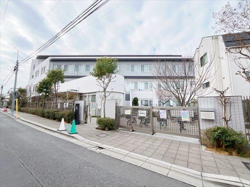 子育てプラザ天沼まで650ｍ