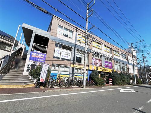 マツモトキヨシ板橋前野町店(440m)