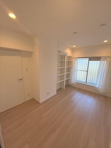 北側洋室(2026年3月撮影）