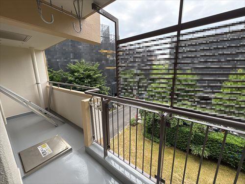 ⑪南西側バルコニー(2)