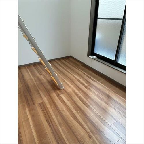 ⑧2階真ん中洋室